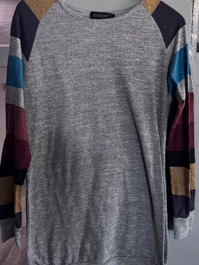 HARHAY Women's Gray Tunic with Multicolor Stripe Sleeves